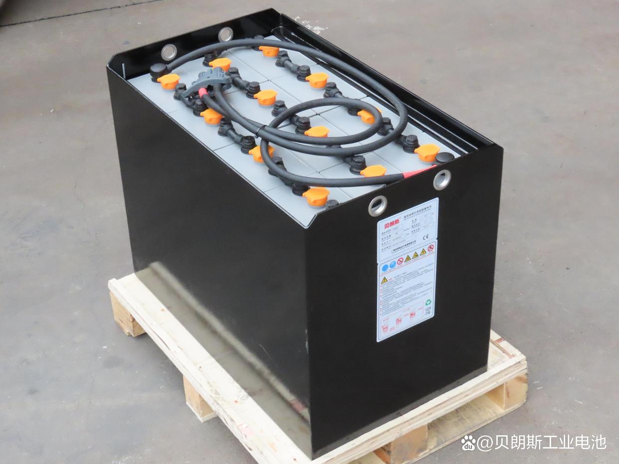 叉車蓄電池 工業(yè)搬運的沉默動力之源